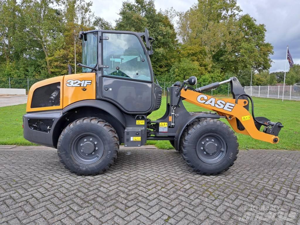 CASE 321F-HS Wielladers