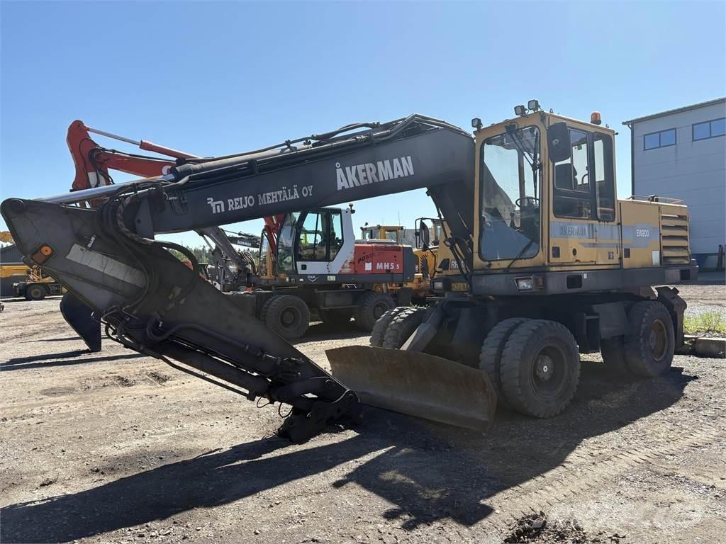 Åkerman EW200 Wielgraafmachines