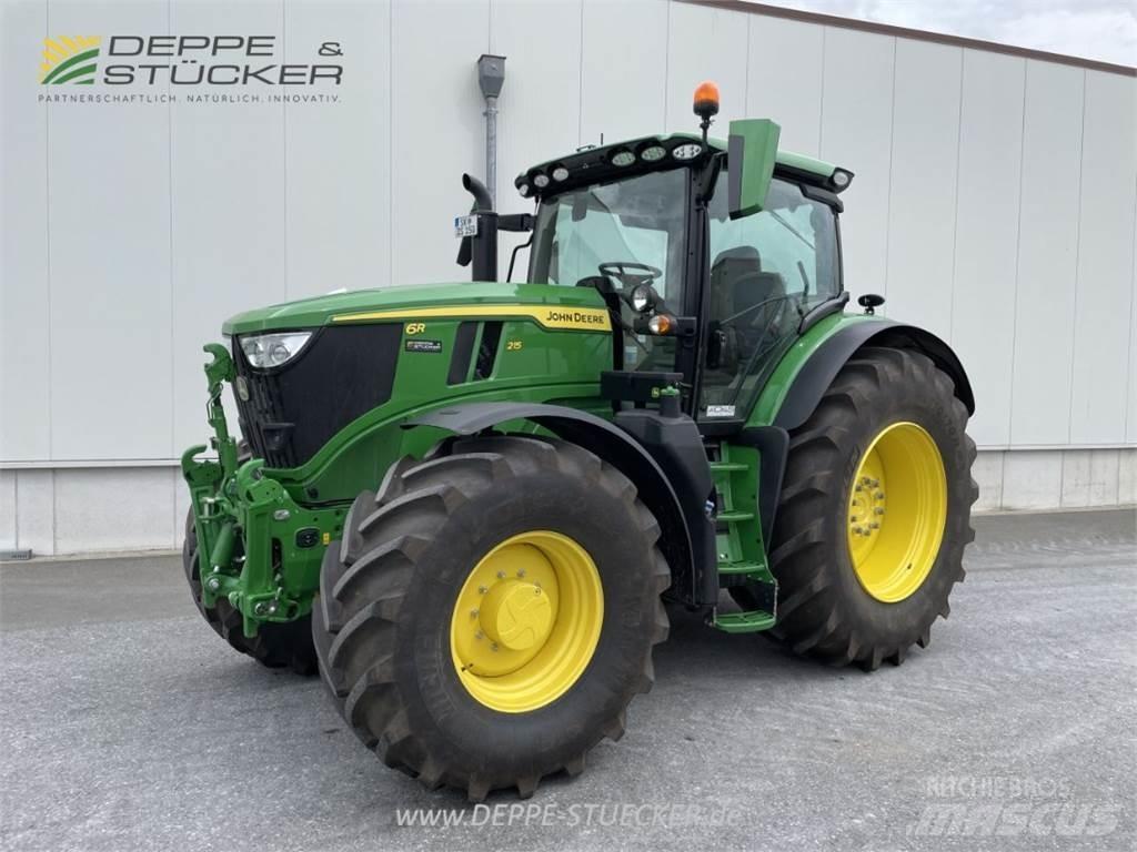 John Deere 6R 215 Tractoren
