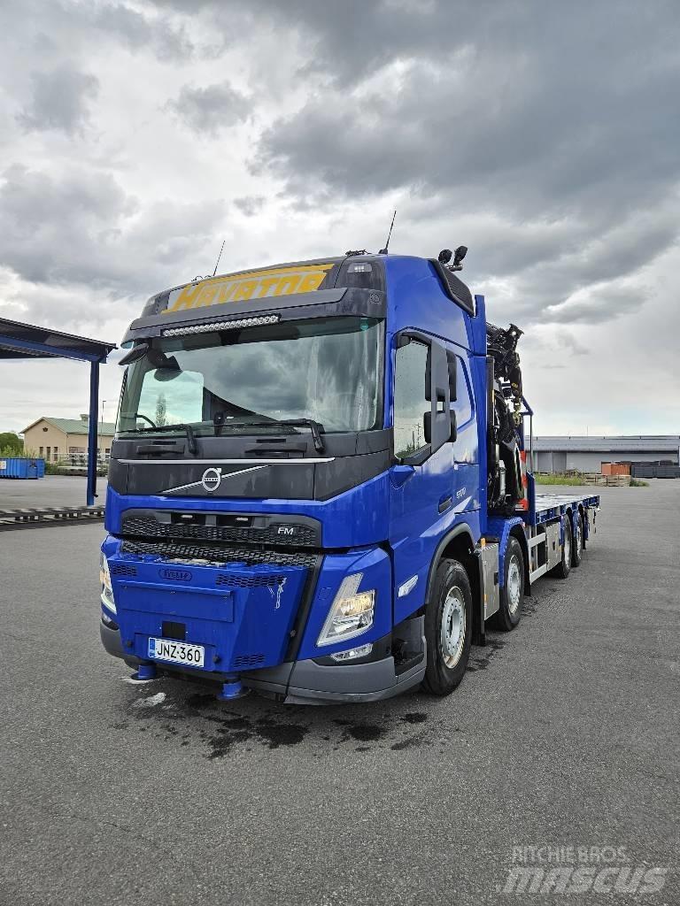 Volvo FM 500 Vlakke laadvloer met kraan