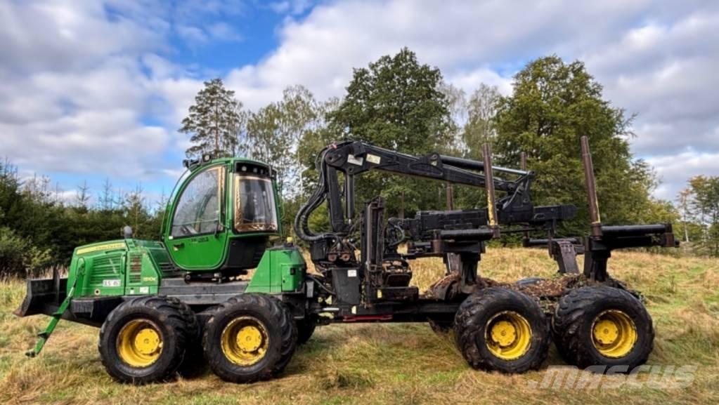John Deere 1510 E Uitrijwagens