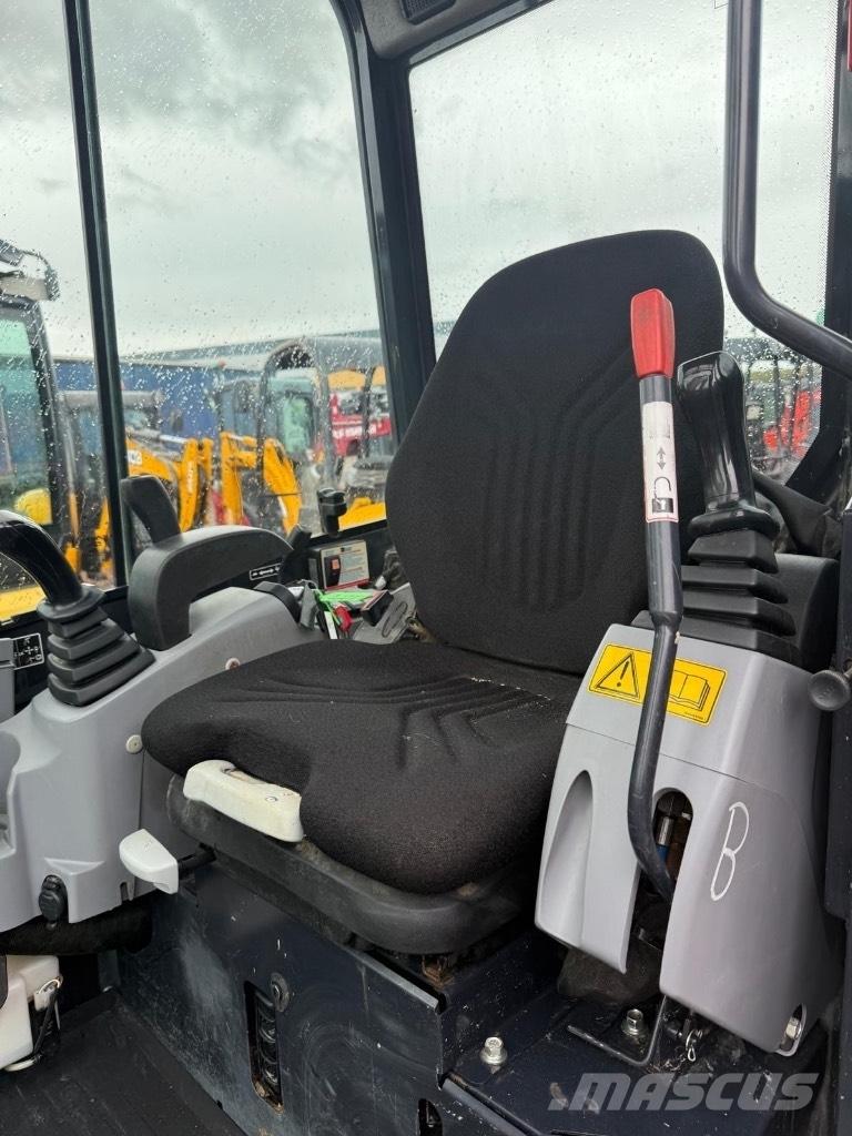 Kubota U 27-4 Minigraafmachines < 7t