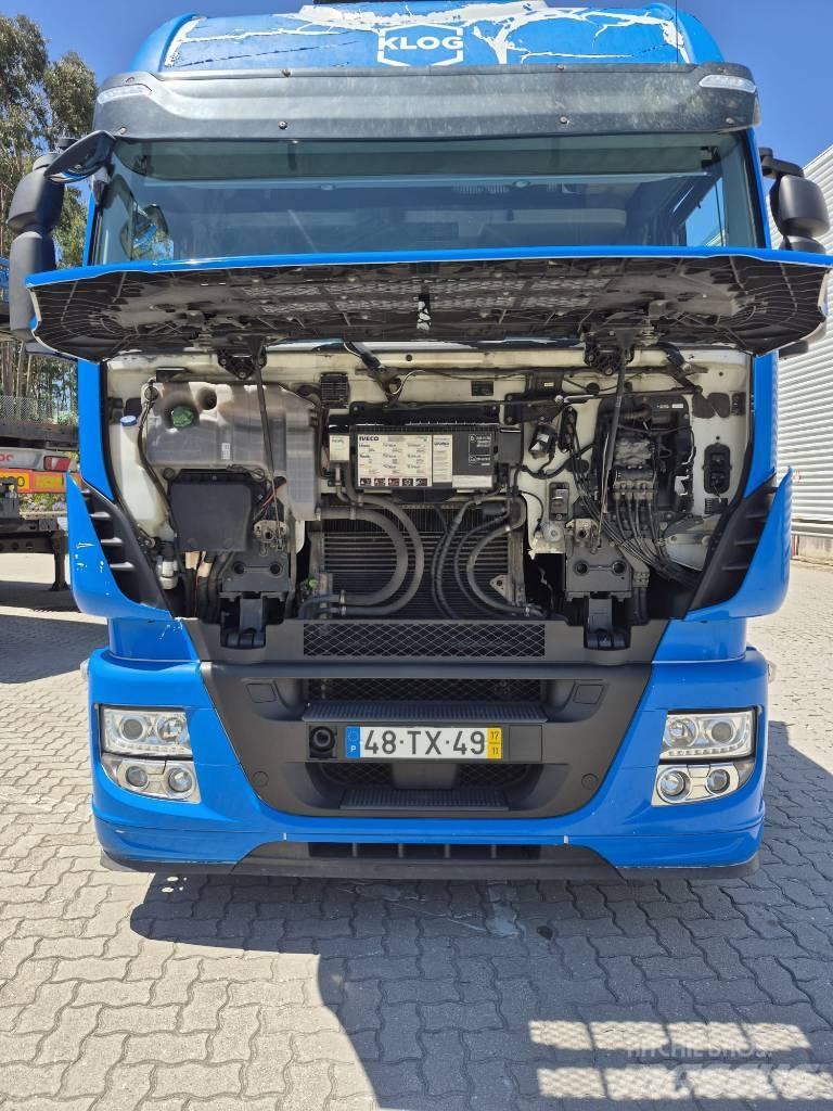 Iveco Stralis 460 Trekkers