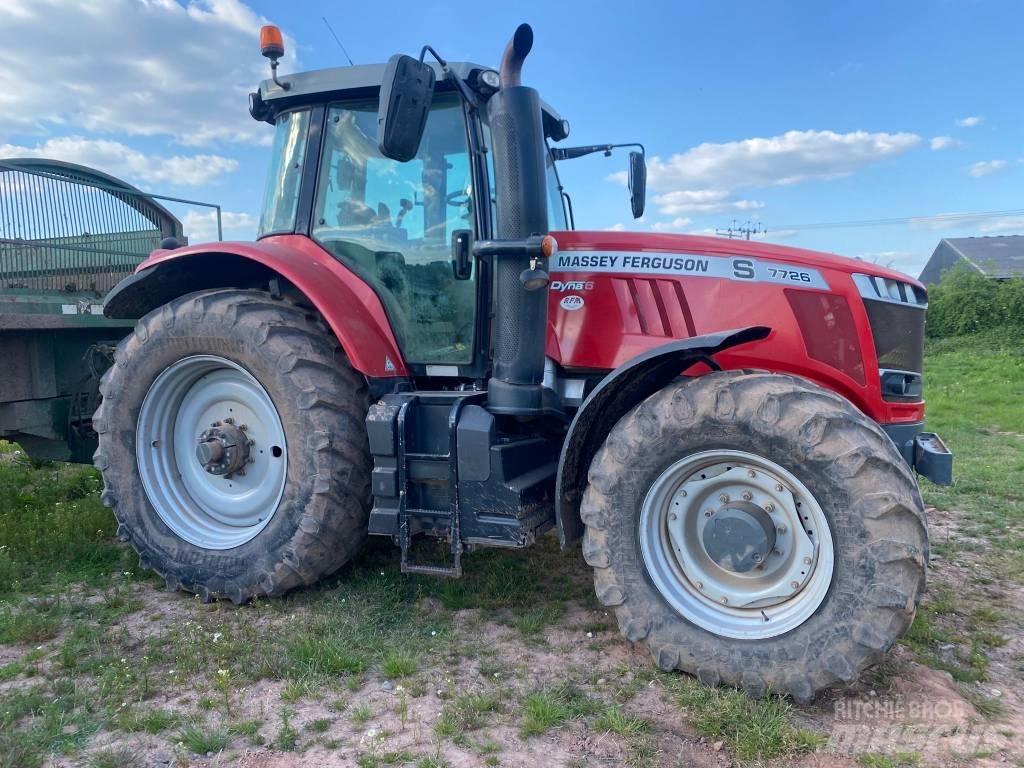 Massey Ferguson 7726 Tractoren