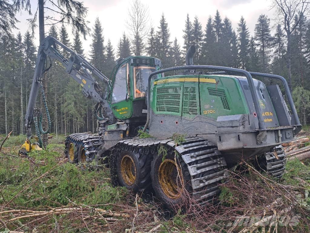 John Deere 1270 G Harvesters
