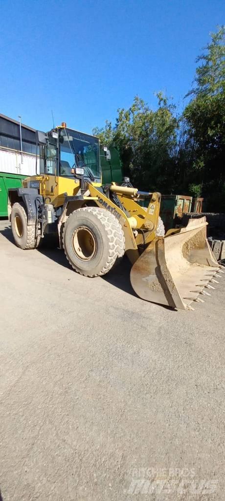 Komatsu WA 200 PT-5 Wielladers