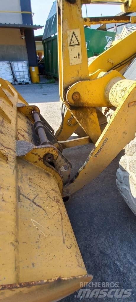Komatsu WA 200 PT-5 Wielladers