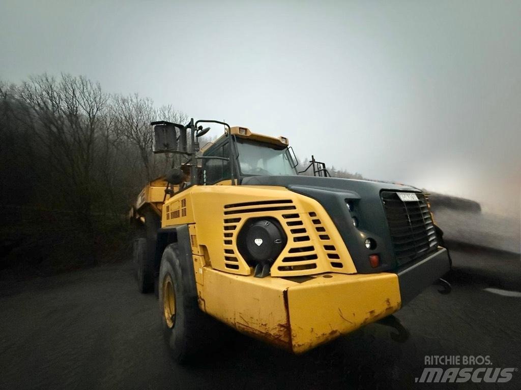 Komatsu HM 400-5 Knik dumptrucks