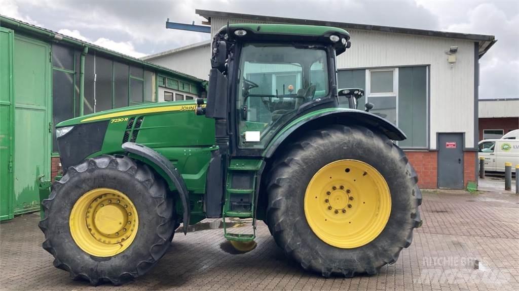 John Deere 7230R Tractoren