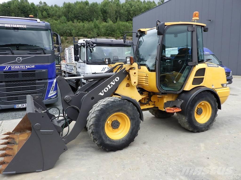 Volvo L 25 F Wielladers