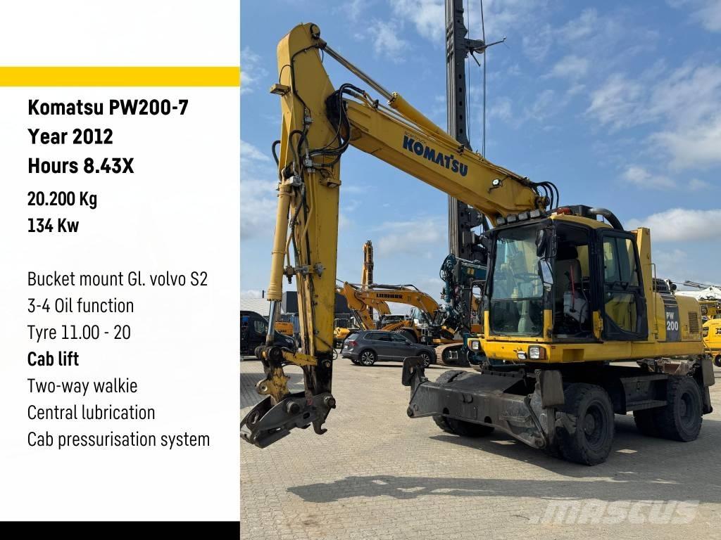 Komatsu PW 200-7 Wielgraafmachines