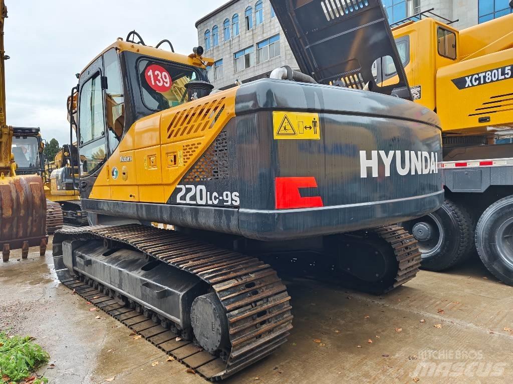 Hyundai R220LC-9S Rupsgraafmachines