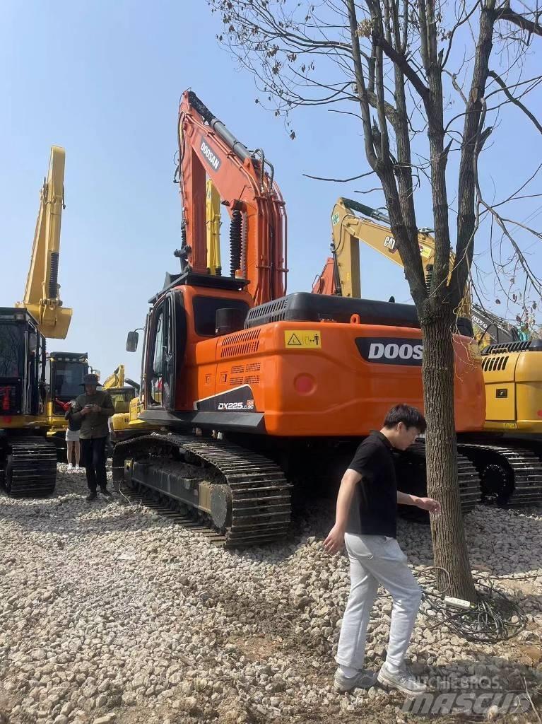 Doosan DX 225LC-9C Rupsgraafmachines