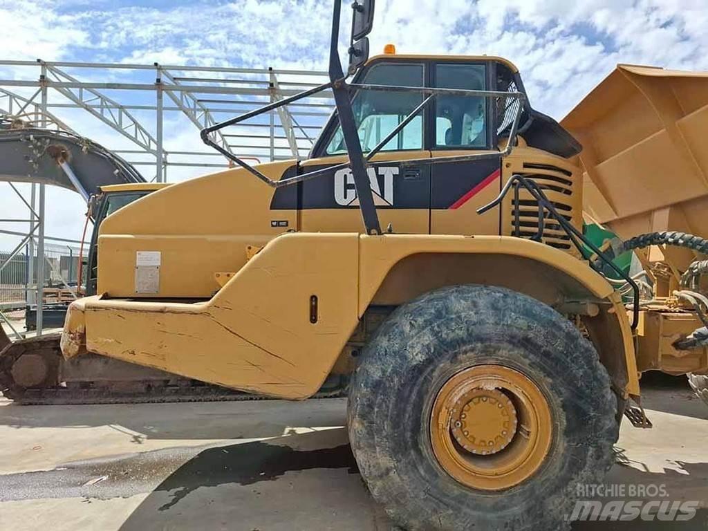 CAT 740 Anders