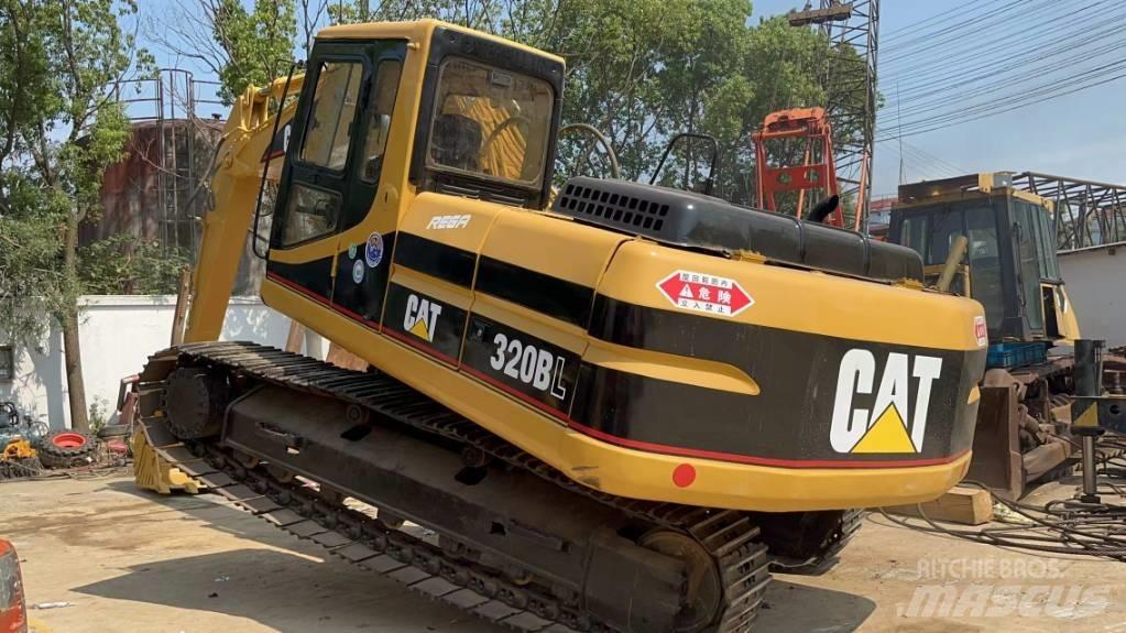 CAT 320 B L Rupsgraafmachines