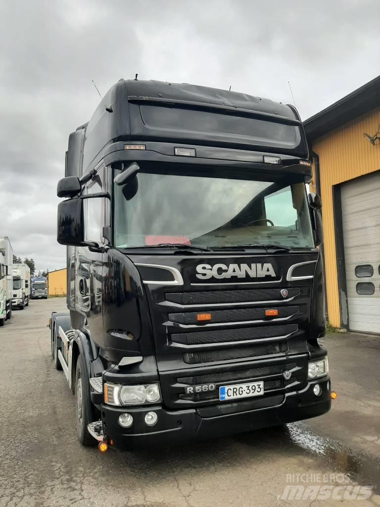 Scania R 580 Vrachtwagen met containersysteem