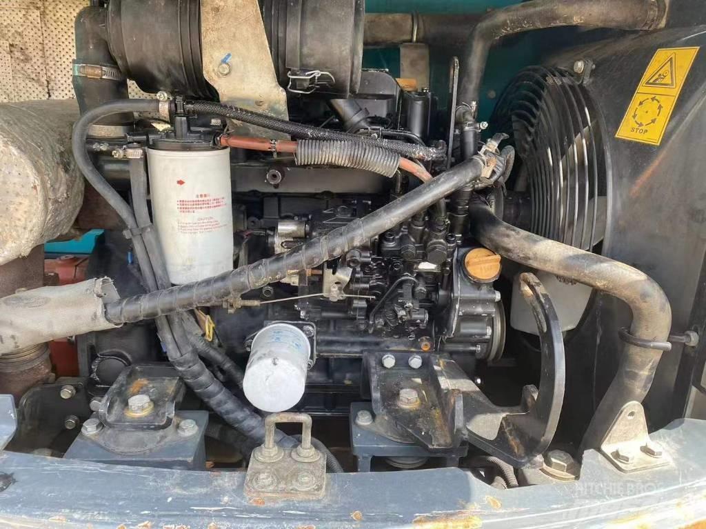 Sunward SWE 50 UF Rupsgraafmachines