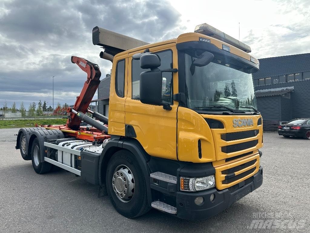 Scania P370 6x2*4 Vrachtwagen met containersysteem