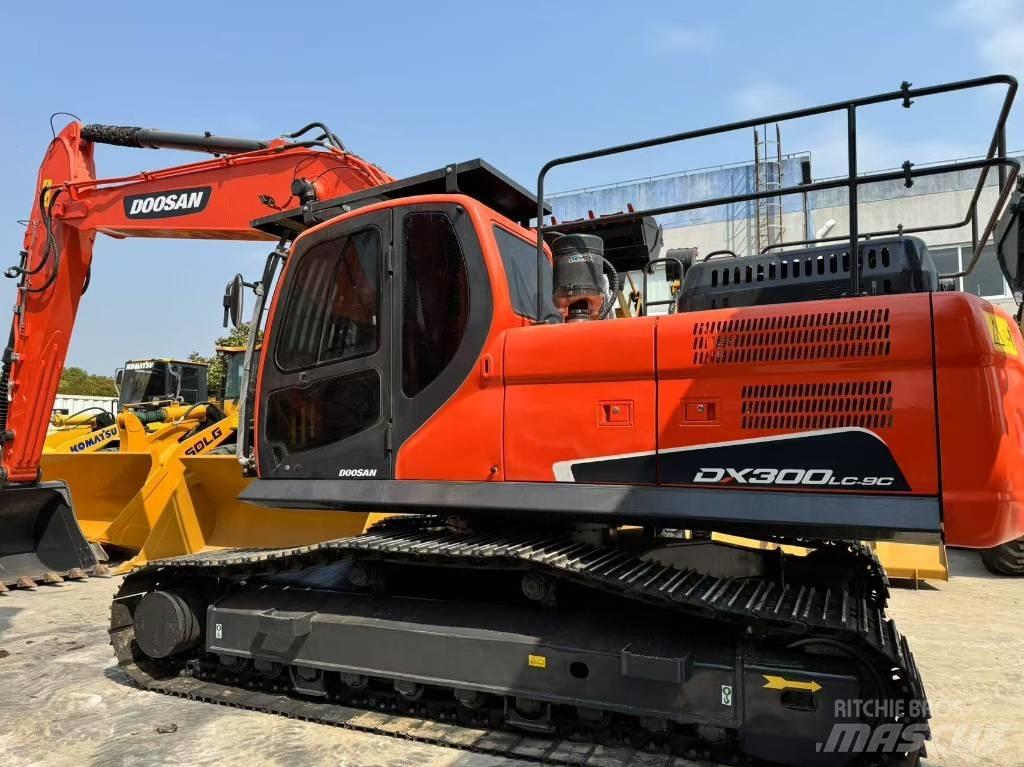 Doosan DX 300 LC-9C Rupsgraafmachines