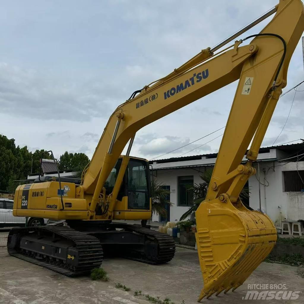 Komatsu 220-7 Rupsgraafmachines