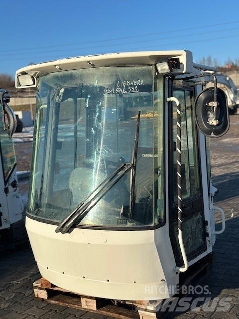 Liebherr L 538 CAB Cabine en interieur