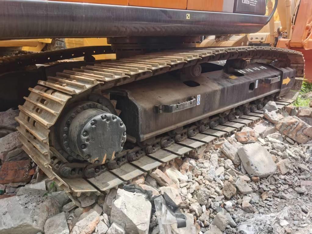 Hitachi ZX 200 Rupsgraafmachines