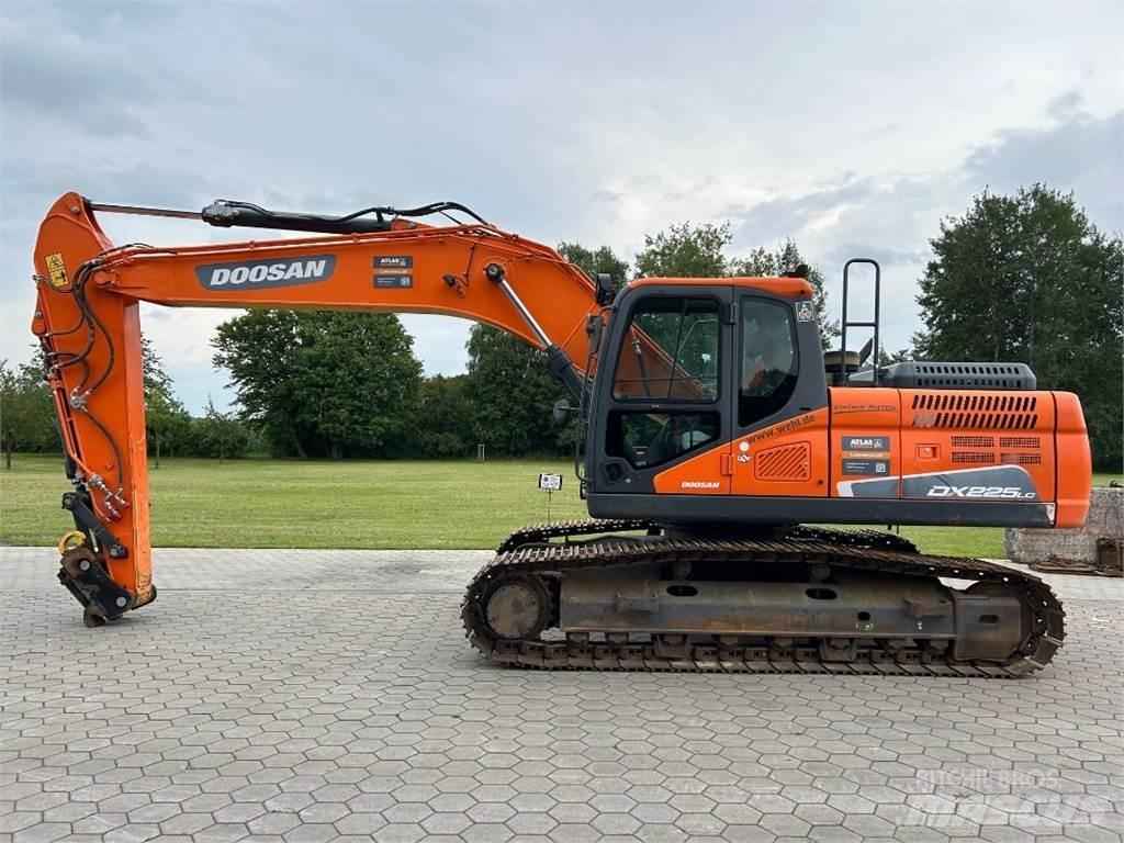 Doosan DX225LC-5 Rupsgraafmachines