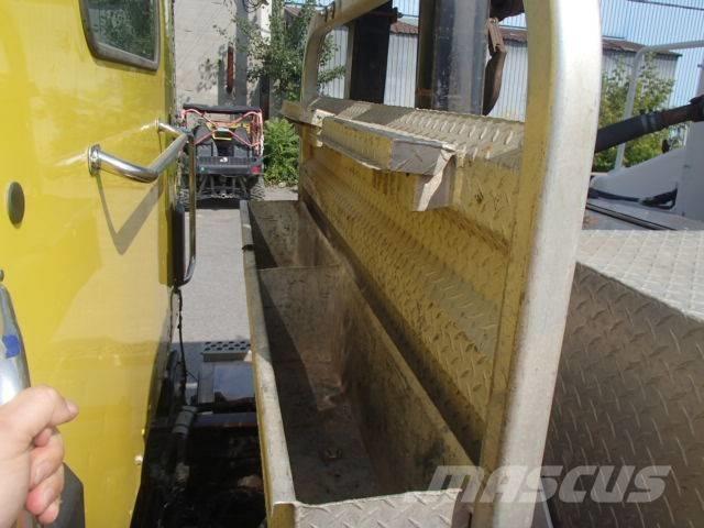 Kenworth T 880 Vlakke laadvloer met kraan