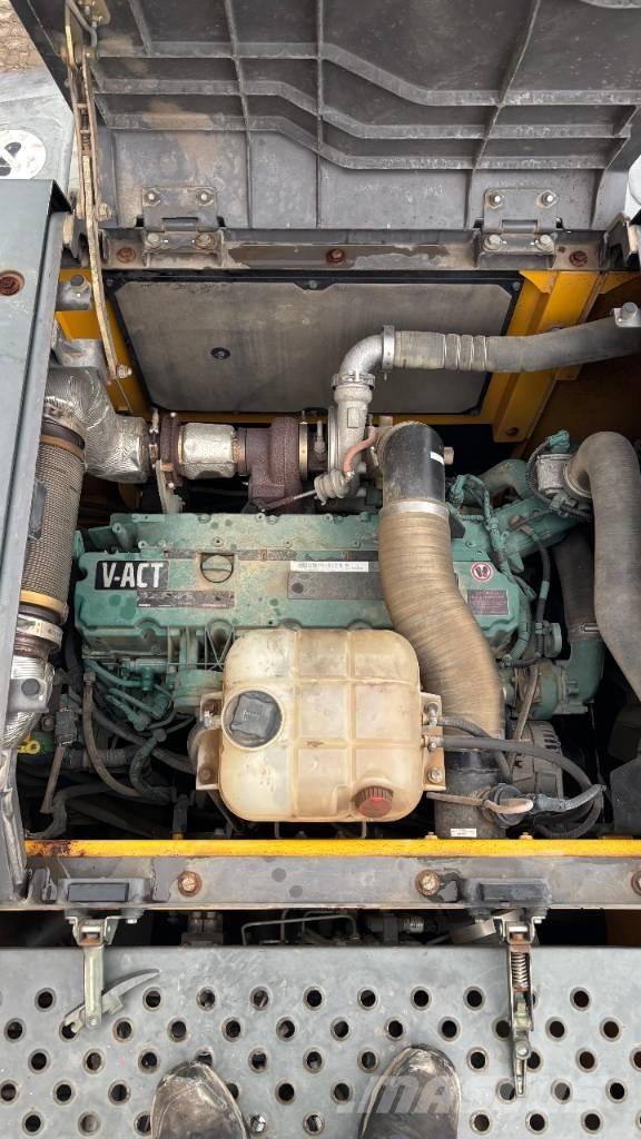 Volvo EC 250 EL Rupsgraafmachines