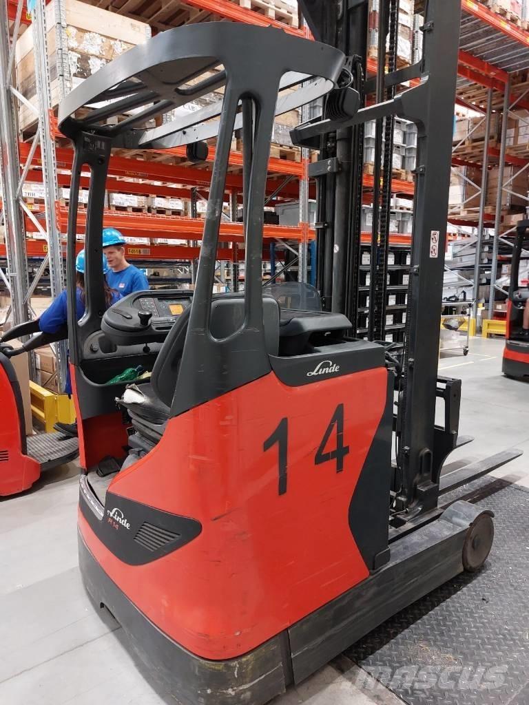 Linde R14 Zelfrijdende stapelaars