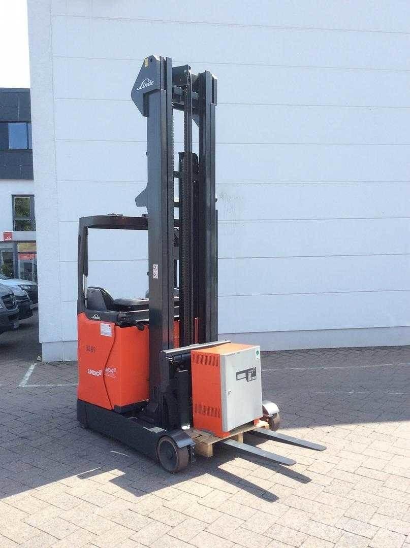 Linde R14 Reachtruck voor hoog niveau