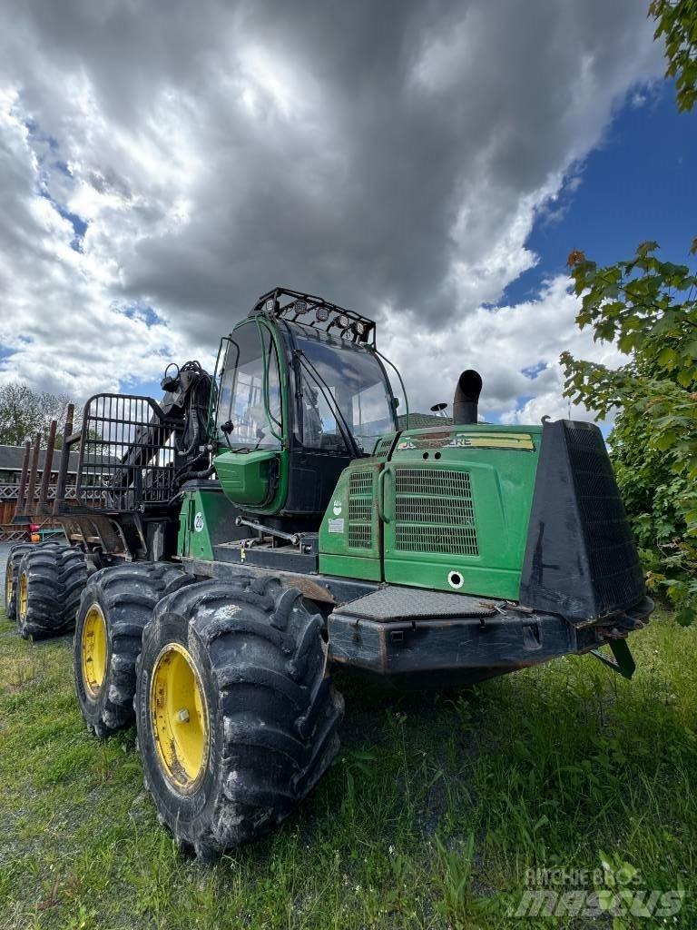 John Deere 1210 E Uitrijwagens