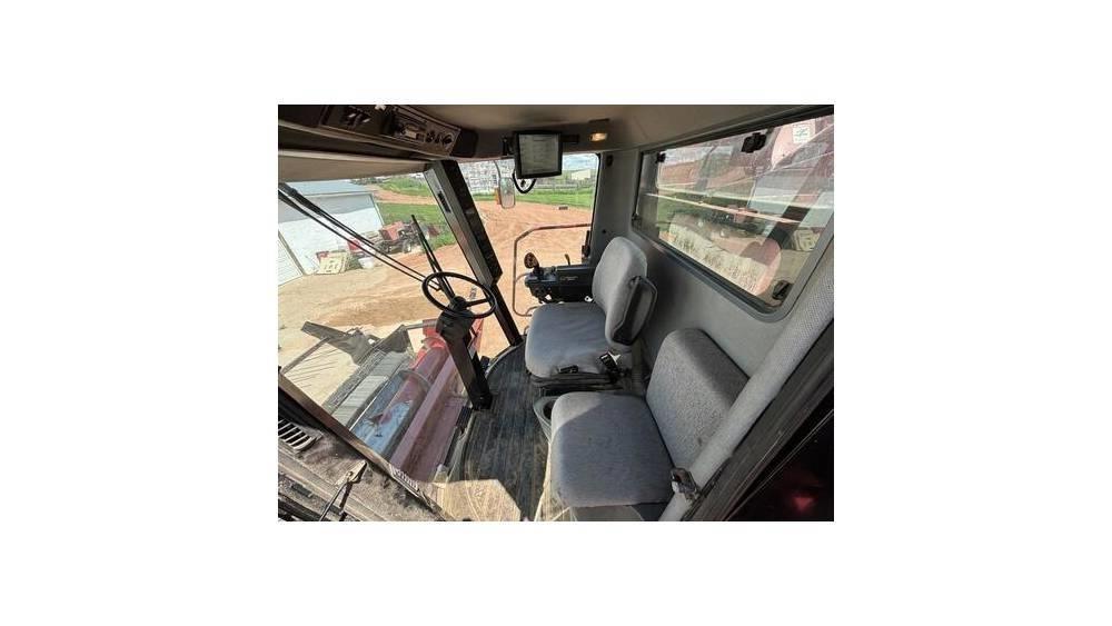 CASE 2388 Maaidorsmachines