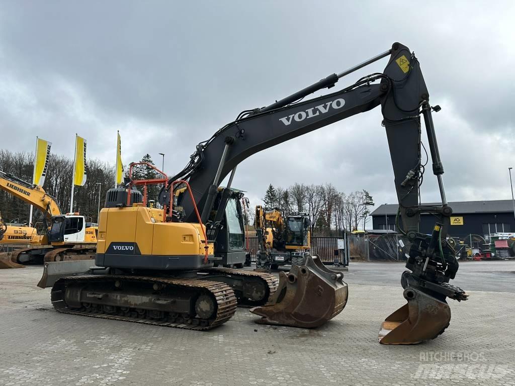 Volvo ECR 235 E LC Rupsgraafmachines