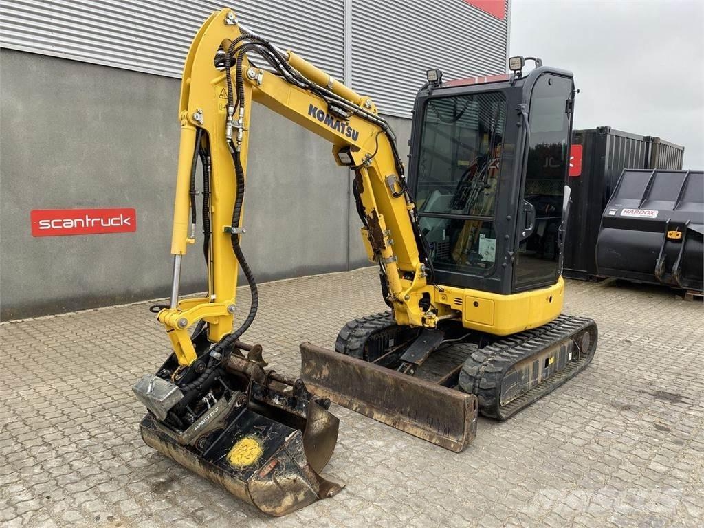 Komatsu PC26MR-5 Wielgraafmachines