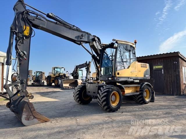 Volvo EW 140 C Wielgraafmachines