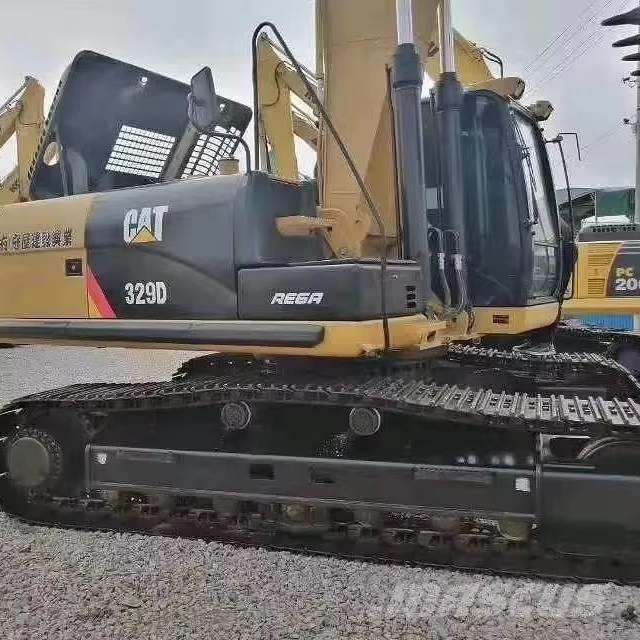 CAT 329 Rupsgraafmachines
