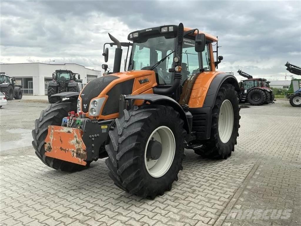 Valtra N 163 D Tractoren