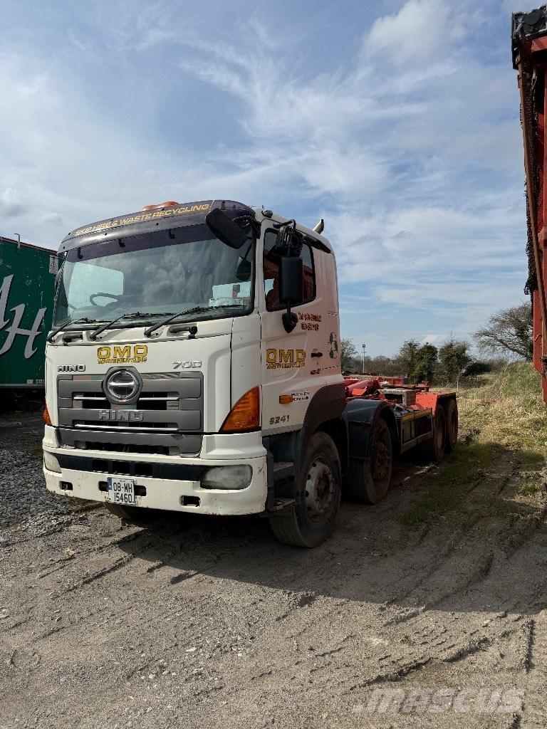 Hino 700 Vrachtwagen met containersysteem