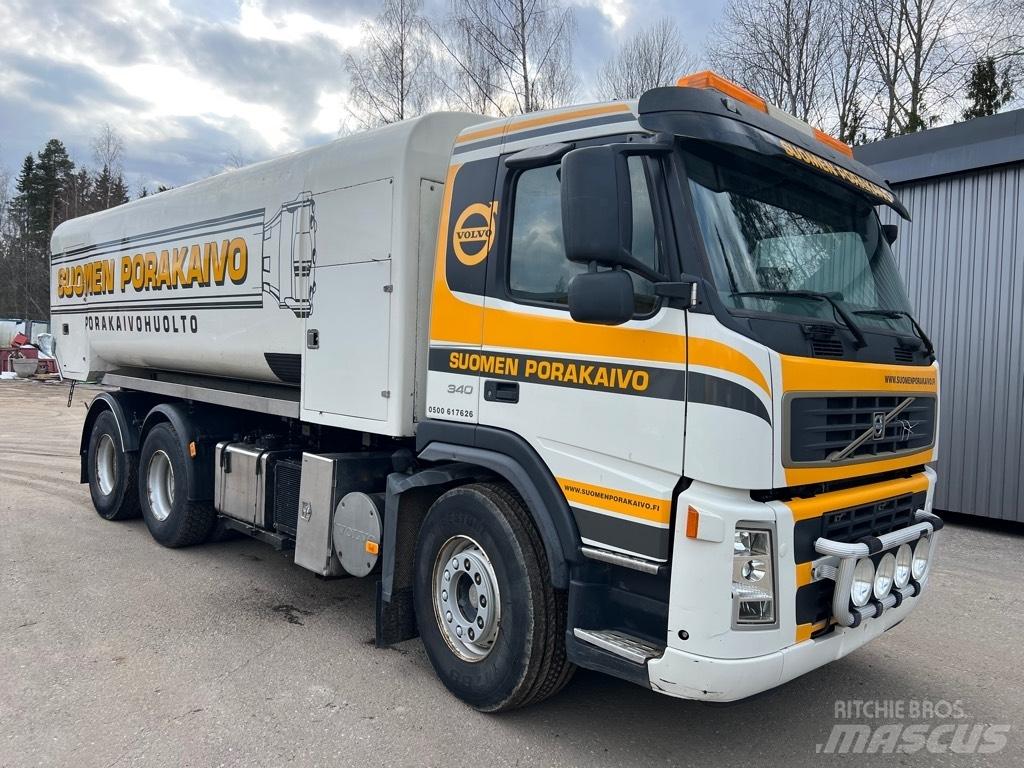 Volvo FM9 Kolkenzuigers