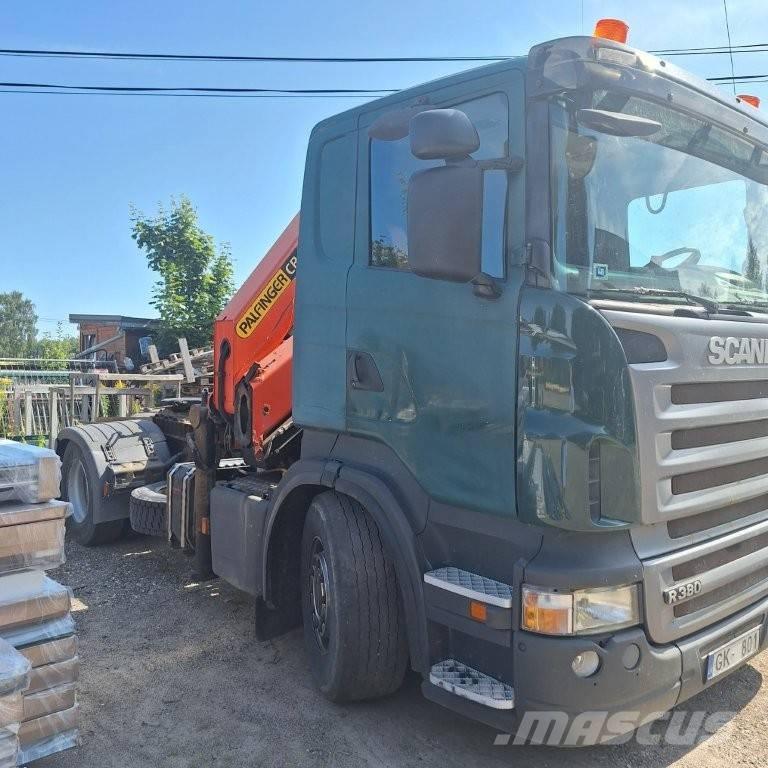 Scania R 380 Vlakke laadvloer met kraan
