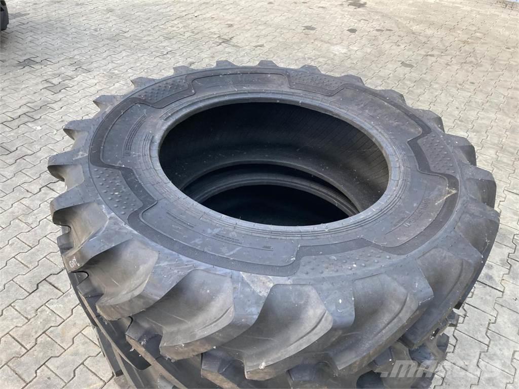 Alliance 460/85R34 Banden, wielen en velgen