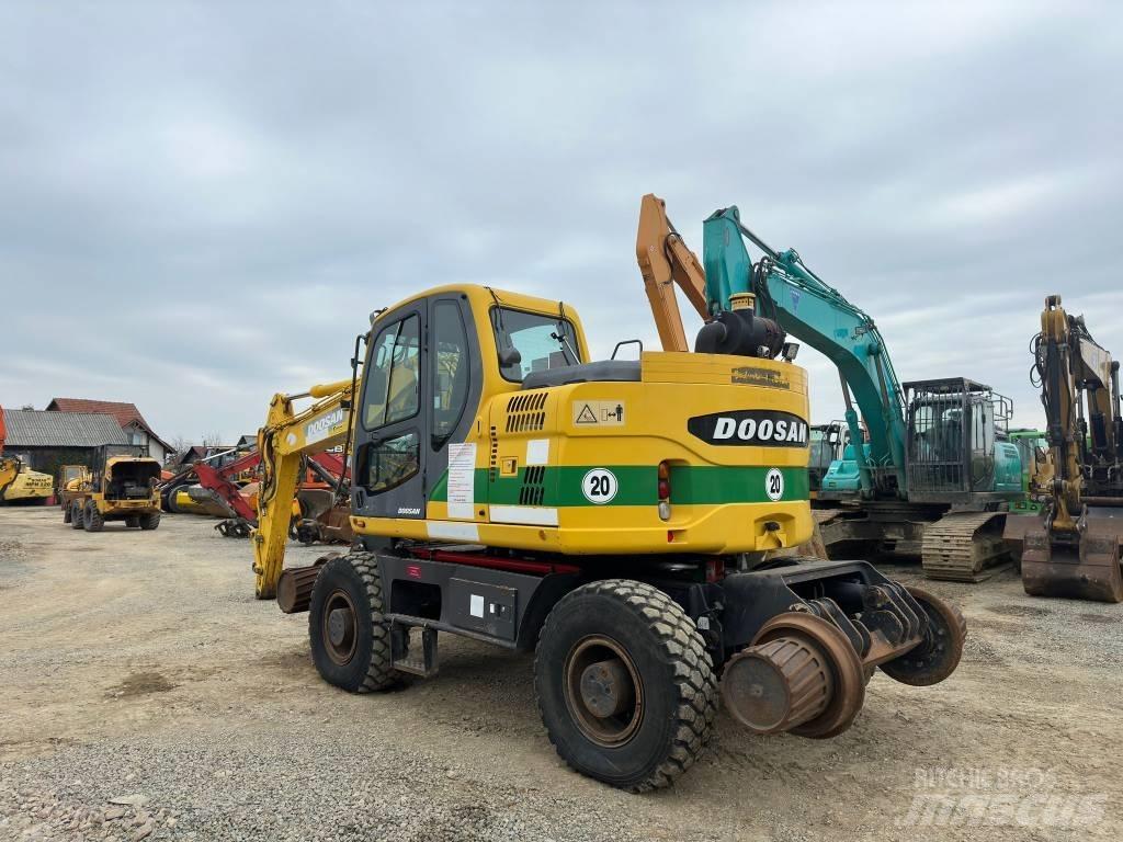 Doosan DX 160 WR Wielgraafmachines