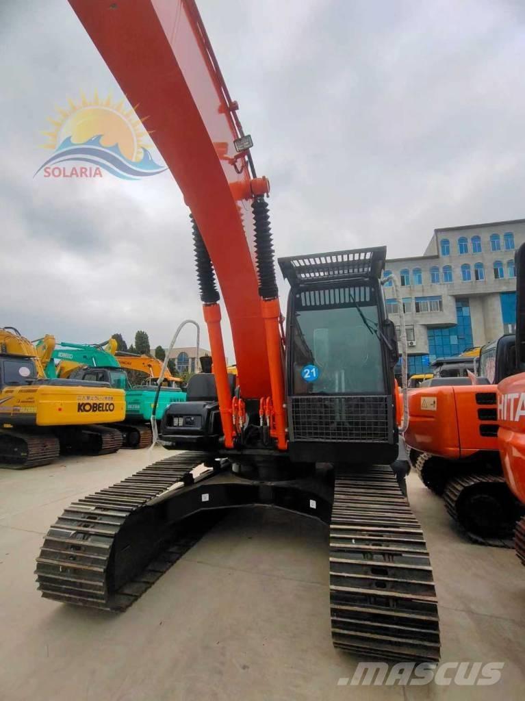 Hitachi ZX 200 Rupsgraafmachines