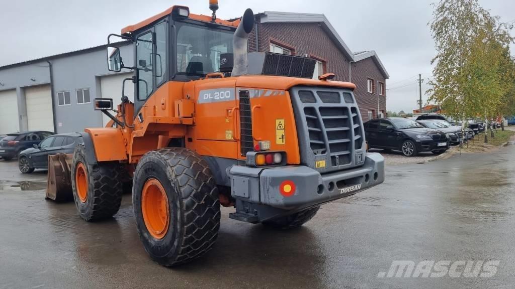 Doosan DL 200-3 Wielladers