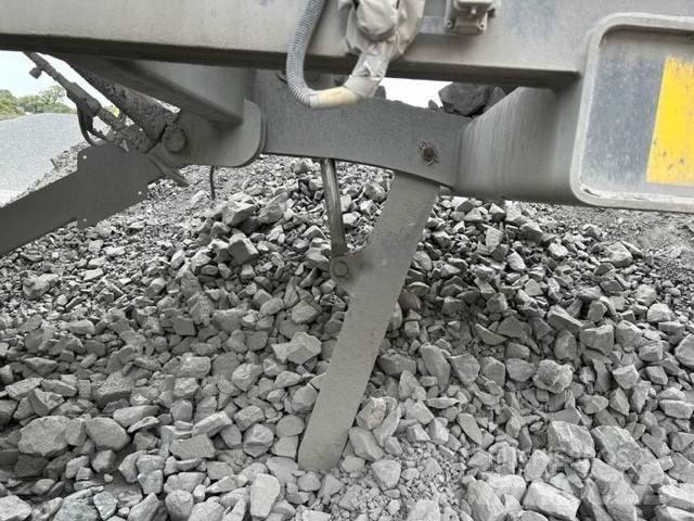 Metso LT 300 HP Mobile crushers