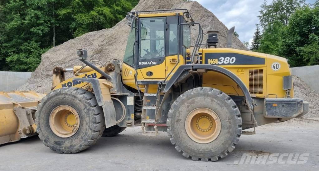 Komatsu WA 380 Wielladers