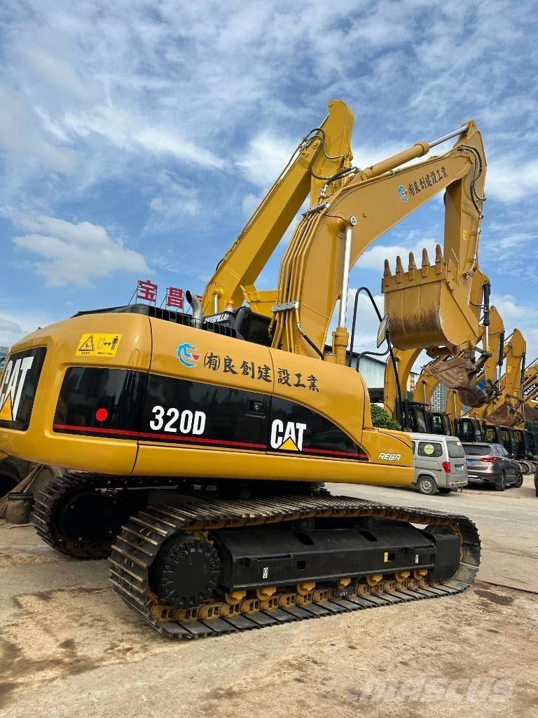 CAT 320 D Rupsgraafmachines