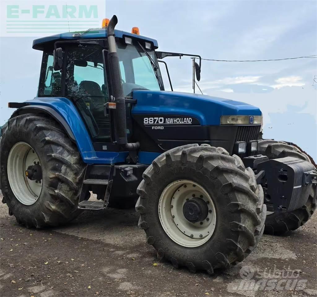 New Holland 8870 Tractoren