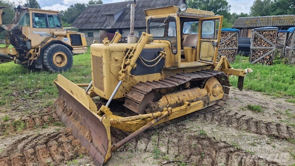 CAT D 4 D Rupsdozers
